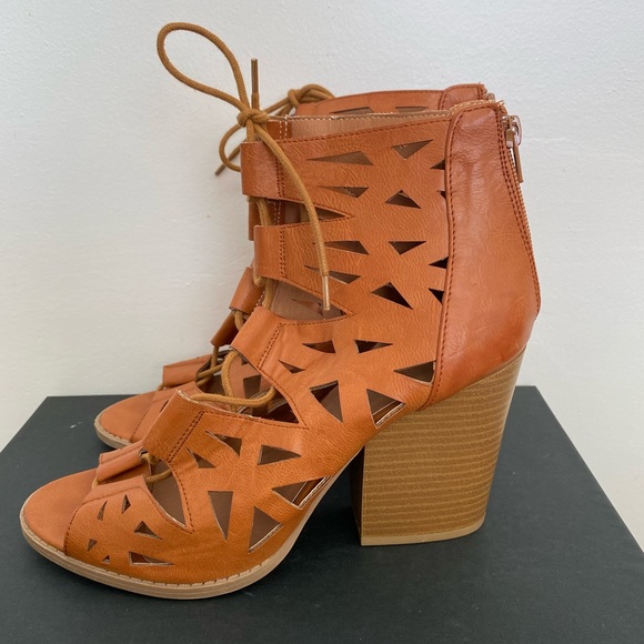 Charlotte Russe Brown Zipper Open Toe Heels - Picture 4 of 5